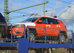 Fabrikneuer JEEP COMPASS SUV bei der Auslieferung per bahn Richtung Polen am 04.12.17 BF. Flughafen Berlin-Schönefeld.