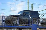 Fabrikneue Variante eines Jeep® Wrangler Rubicon bei der Auslieferung per Bahn Richtung Polen am 04.12.17 Bf. Flughafen Berlin-Schönefeld.