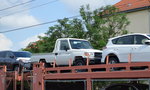 Fabrikneuer TOYOTA LandCruiser bei der Auslieferung per Zug am 01.06.17 Berlin-Jungfernheide.