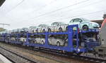 MOSOLF PKW-Transportwageneinheit mit fabrikneuen FIAT 500 aus polnischer Produktion am 11.10.17 Bf.