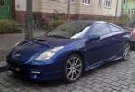 Im supersportlichem Design pr�sentierte sich das zwischen 1999-2005 produzierte Coup�, der Toyota Celica (T23, 7.Generation), leider wurde wegen fehlender Nachfrage die Baureihe danch eingestellt, 11.11.13 Berlin-Pankow. 