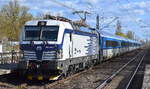 ČD - České dráhy a.s., Praha [CZ] mit ihrer Vectron  384 014-7  [NVR-Nummer: 91 54 7384 014-7 CZ-CD] und Zuggarnitur zur Bereitstellung am 07.04.26 Höhe Bahnhof