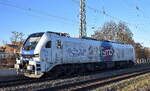 HHPI - Heavy Haul Power International GmbH, Erfurt [D] mit der geleasten ELP Eurodual Lok  2159 251-8  [NVR-Nummer: 90 80 2159 251-8 D-ELP] am 25.02.26 Höhe Bahnhof Magdeburg-Neustadt.